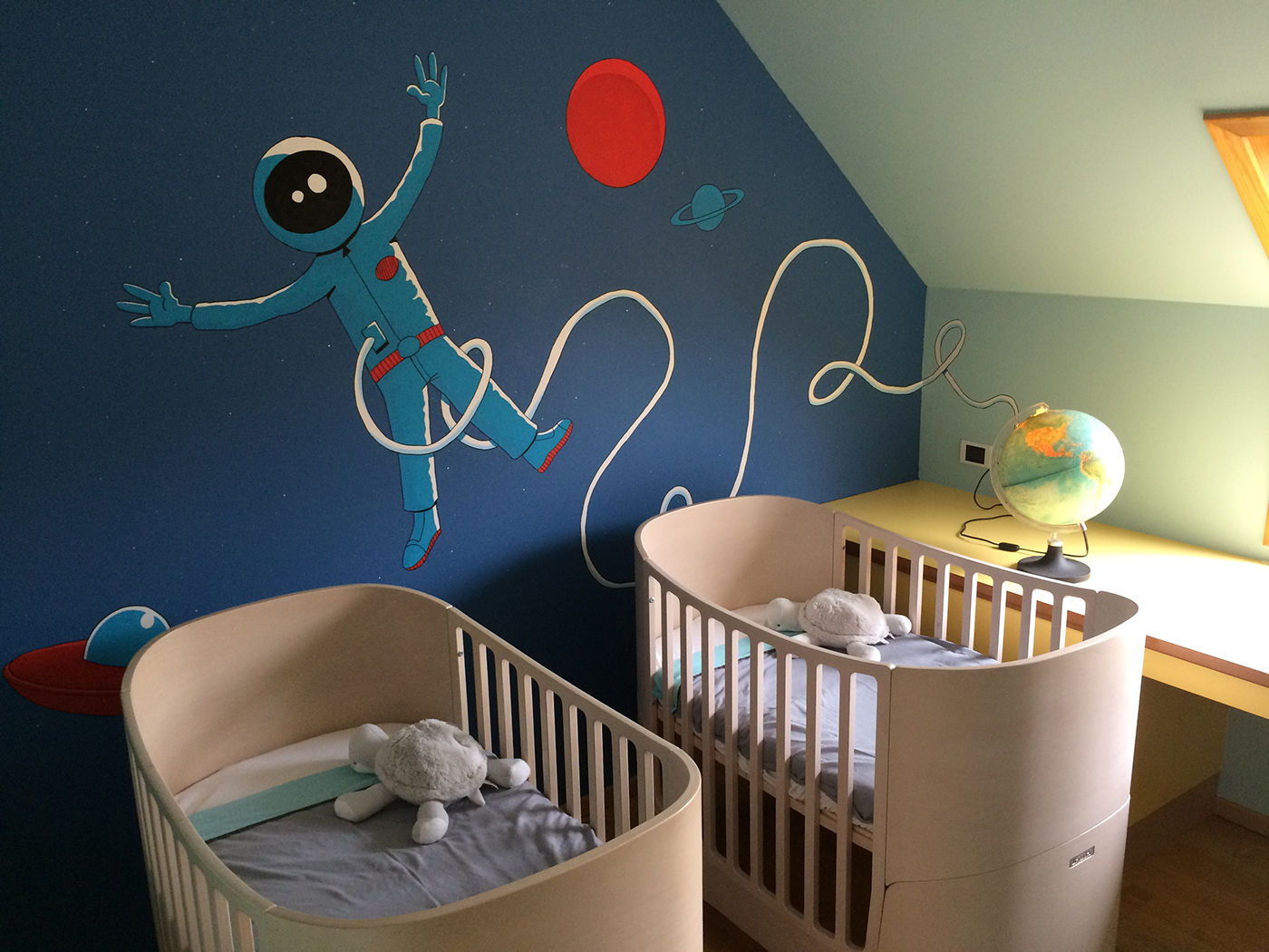 astronaut Space  UFO stars Mural wallpainting wallart Planets kids room childrens room
