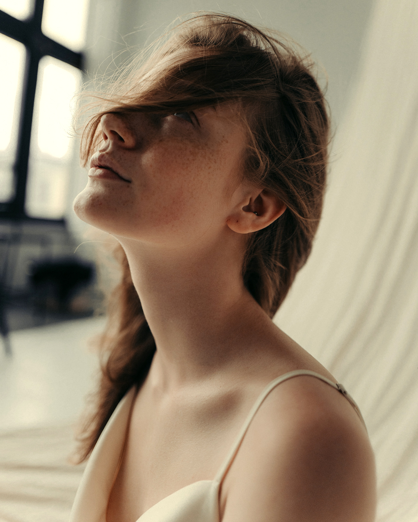 girl portrait leica q 28mm Natural Light beauty Style readhead