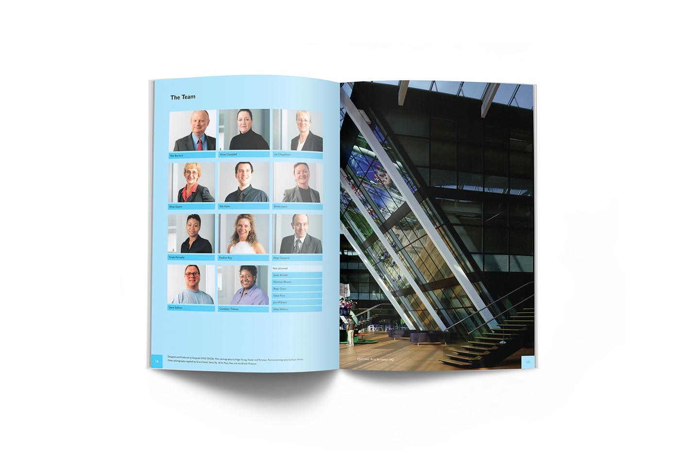 annual report graphic design  brochure