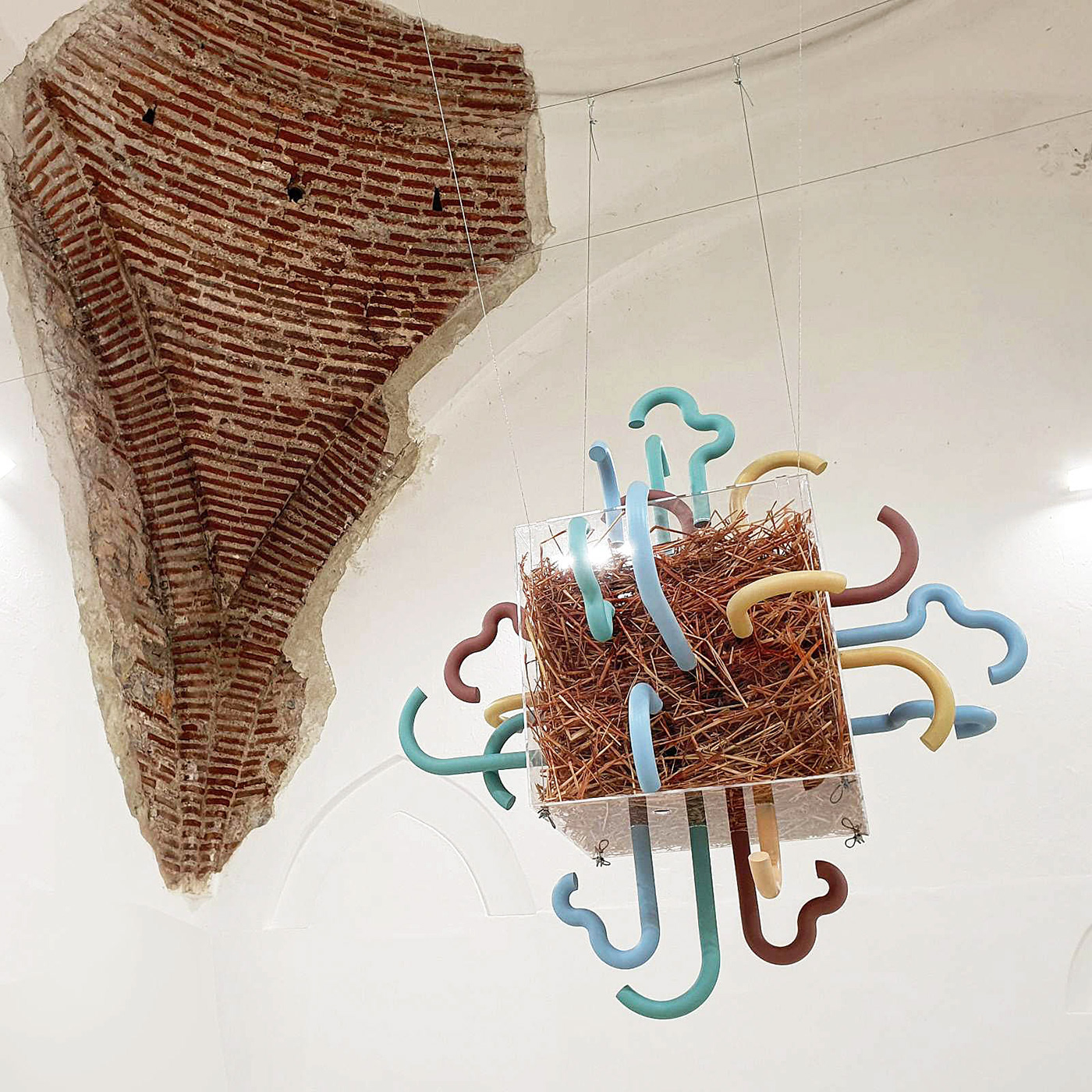 AppliedArts colorsculpture contemporary glass installation modern modernartwork sculpture