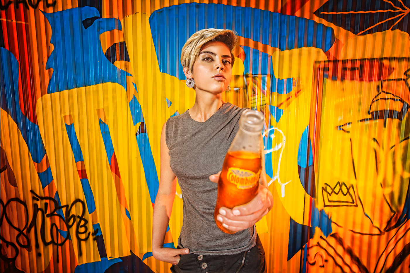 colombia colombiana retrato portrait soda gaseosa graffitti Food  comida urbano