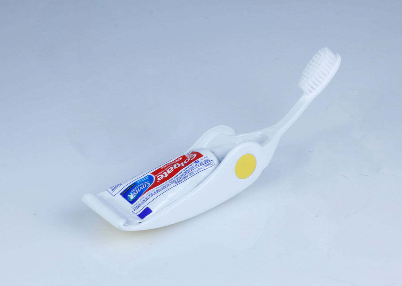 toothbrush design toothpaste holder product Travel easy 1+1 creative