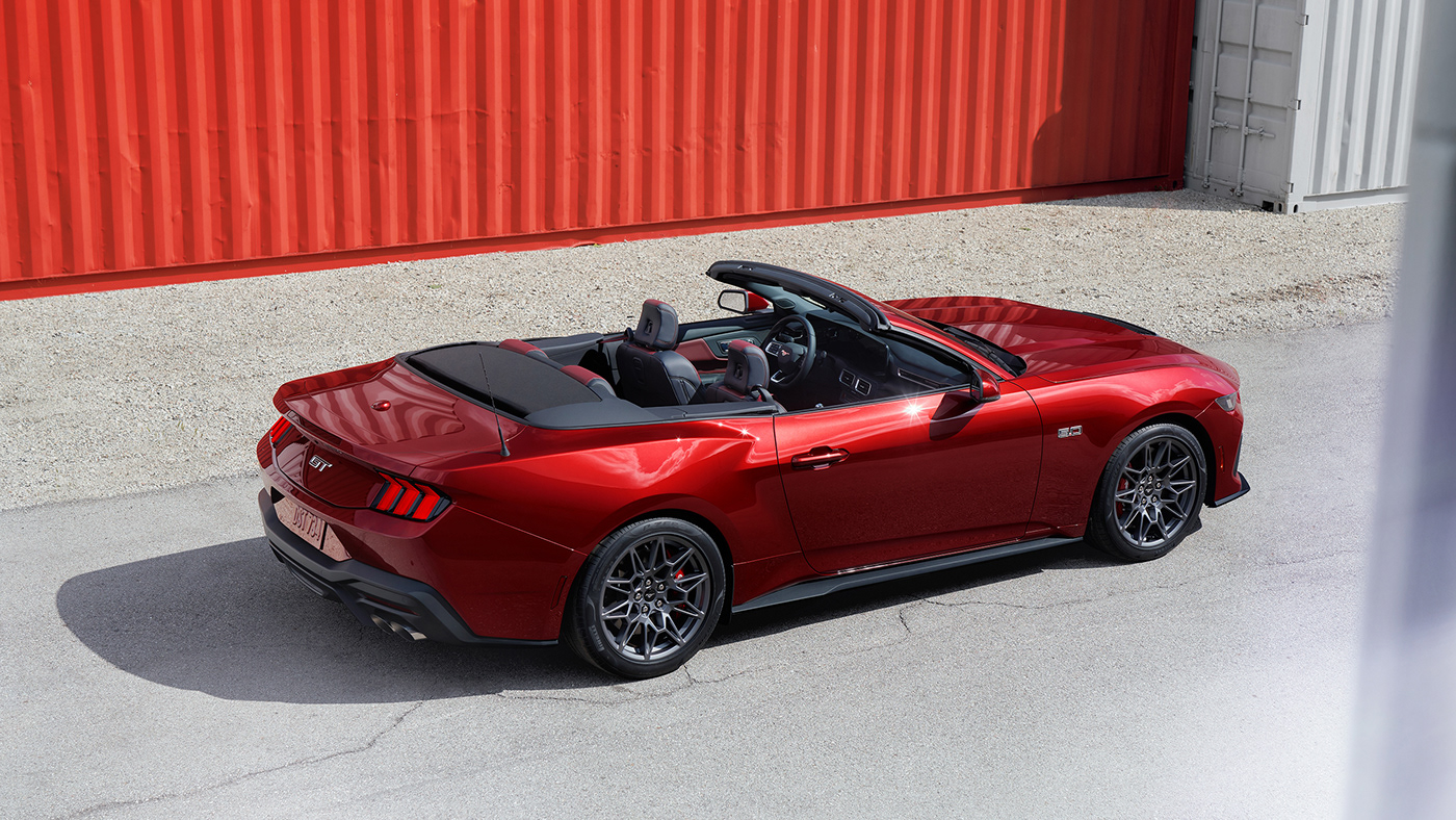 convertible Ford Global Debut gt lifestyle Mustang