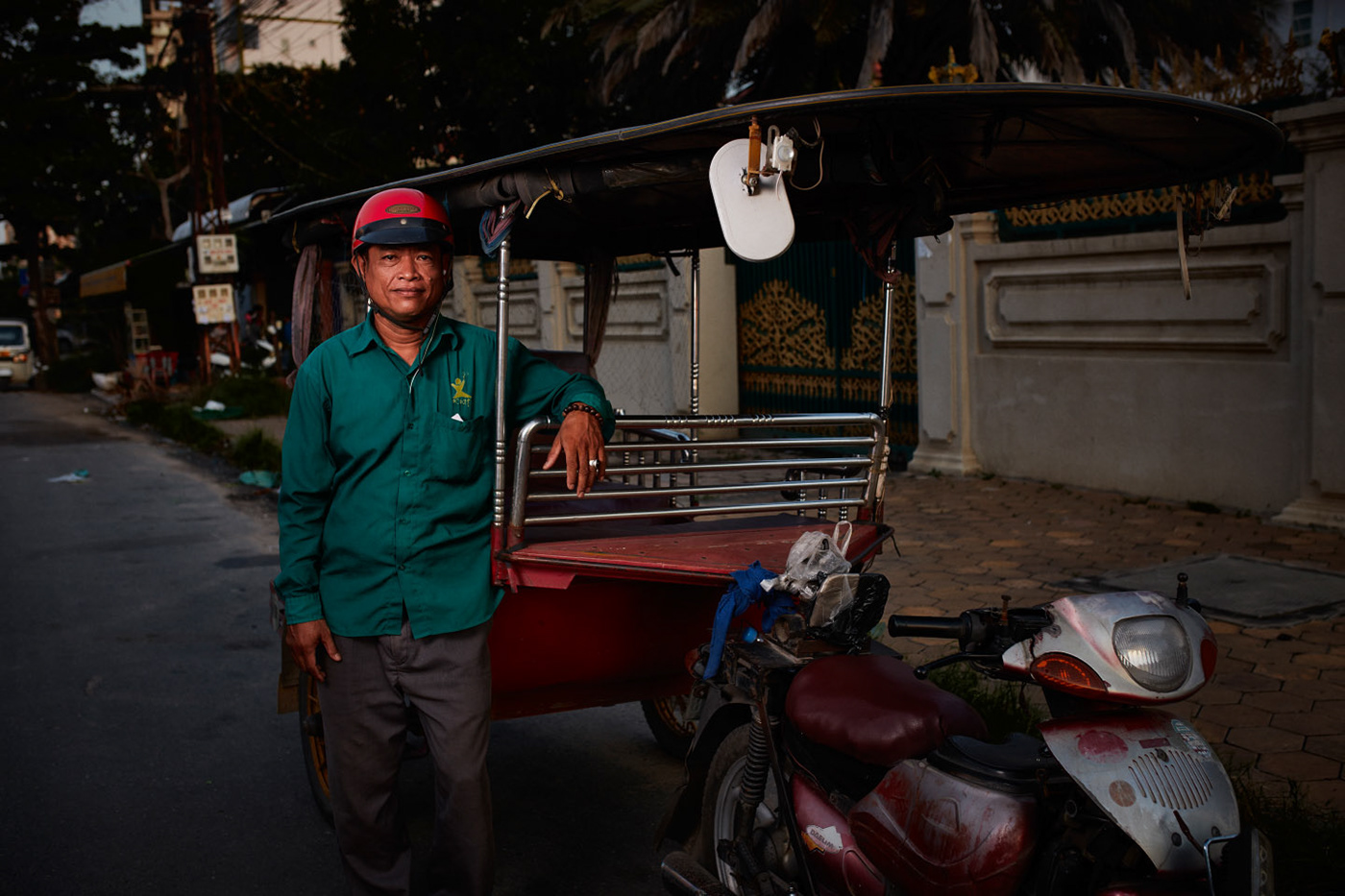 Cambodia flash light phnom penh Photography  portrait photography portraits Sjors Massar softbox travel photography