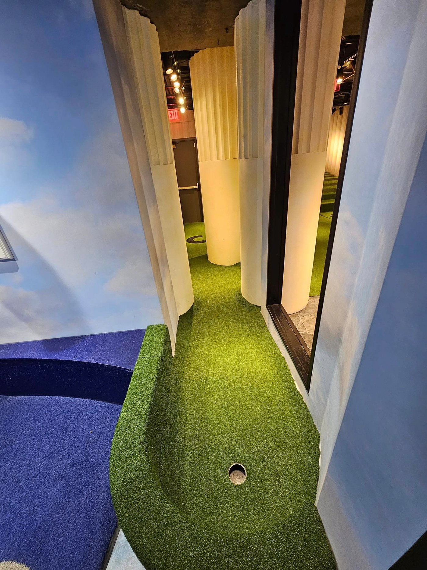 minigolf golf immersive themed environments props environment fantasy the puttery washington d.c.