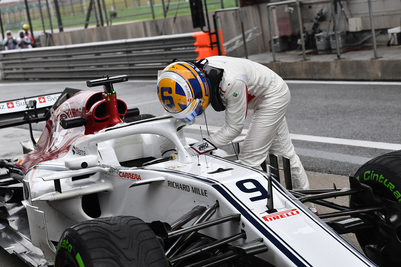 f1 sauber alfa romeo Helmet helmet design Formula 1 race car Livery