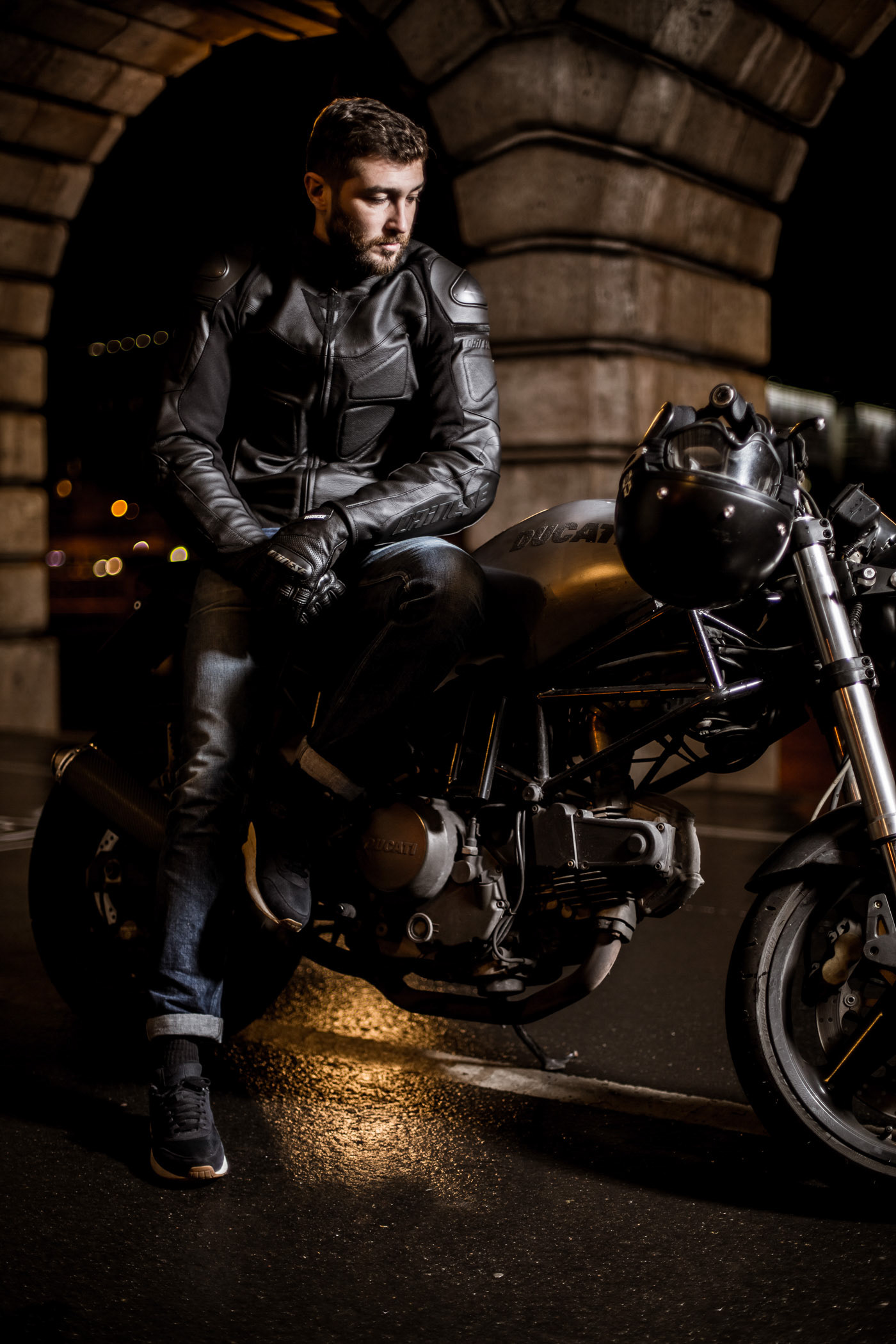 dainese black spirit motorcycle club Mode Paris mannequin Ducati