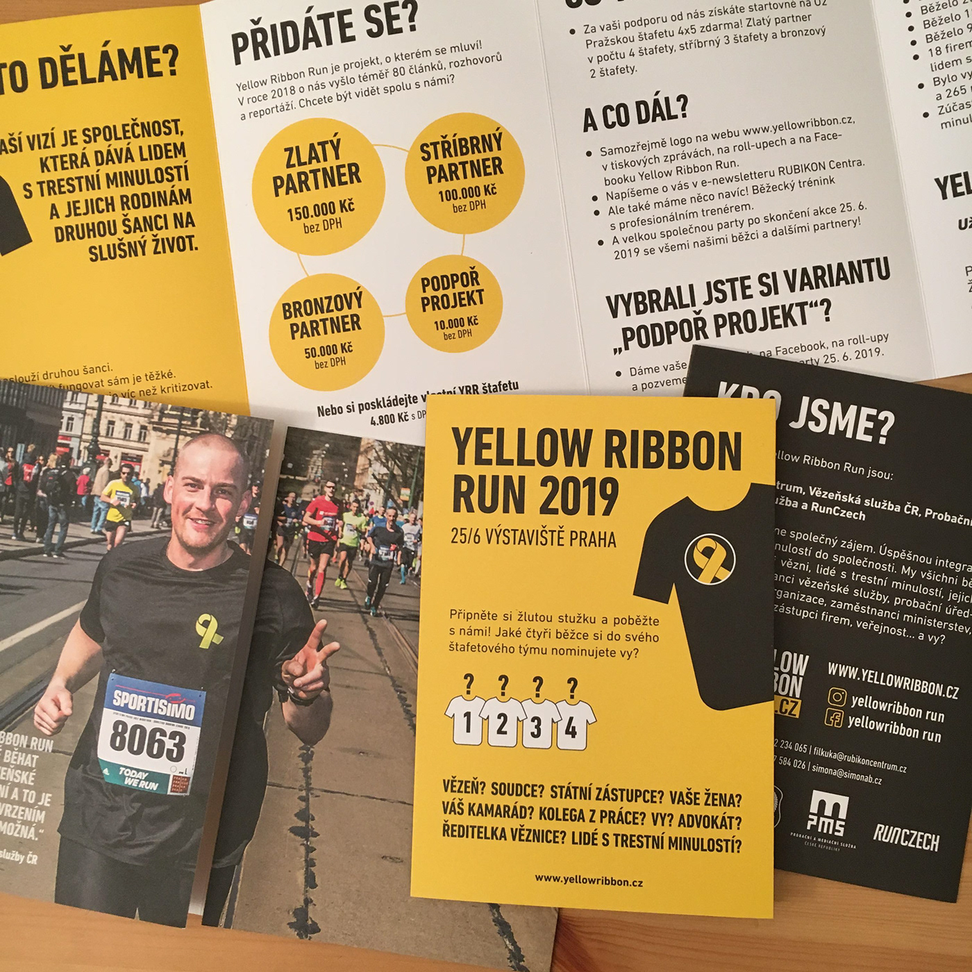 flyer design run yellow ribbon broschure