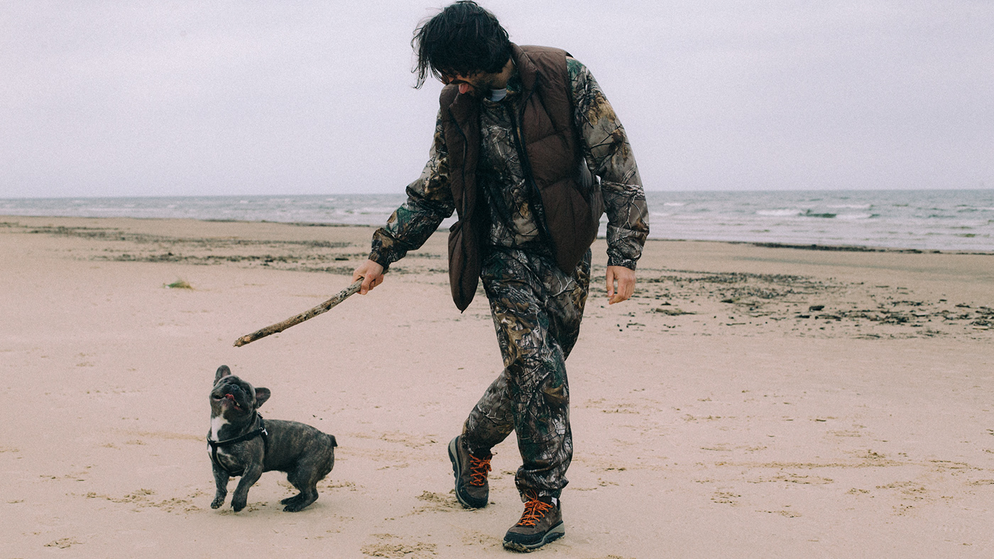 Documentary  Menswear editorial ITK barbour patagonia stussy streetwear converse dog