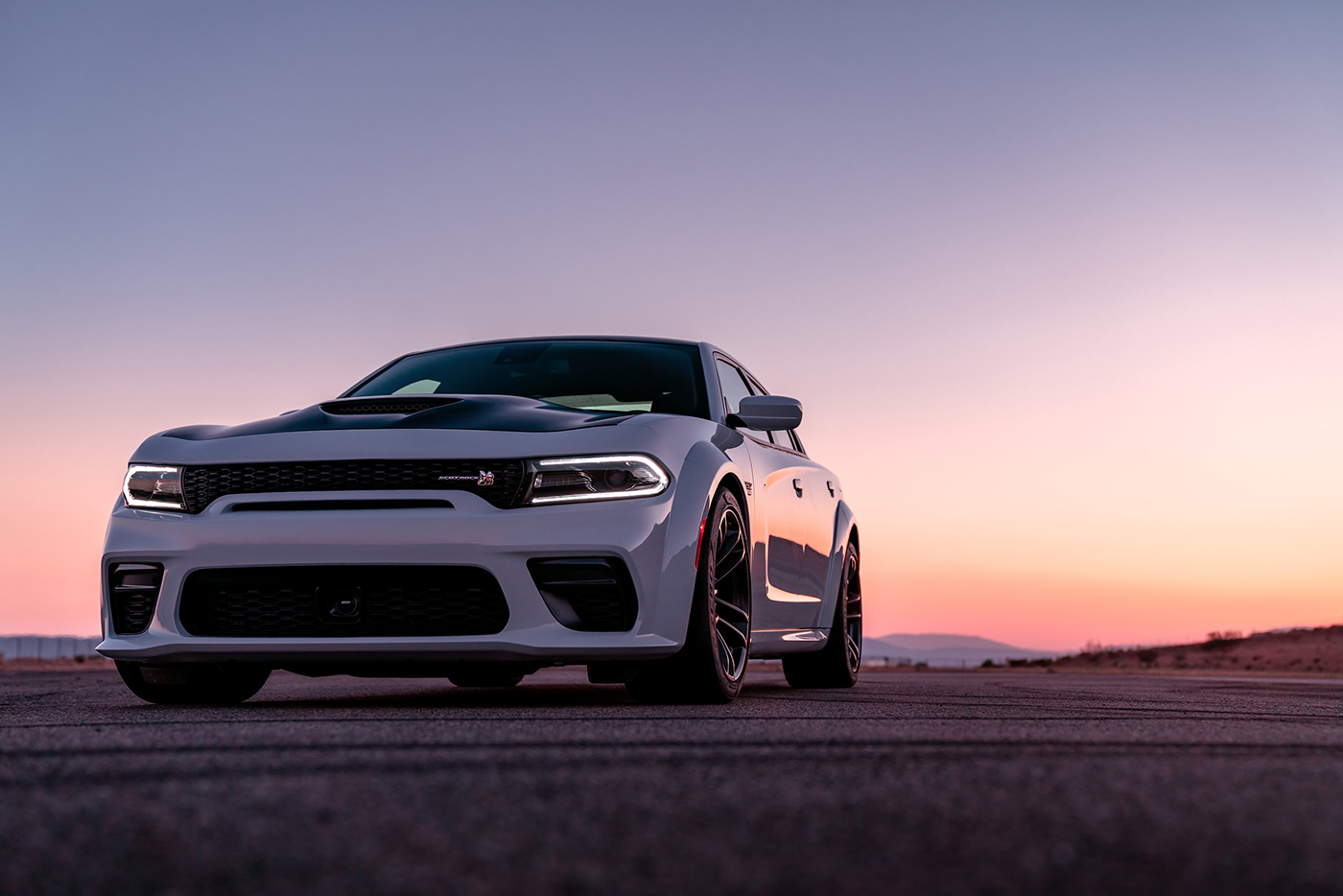 dodge srt hellcat widebody charger muscle car 707hp