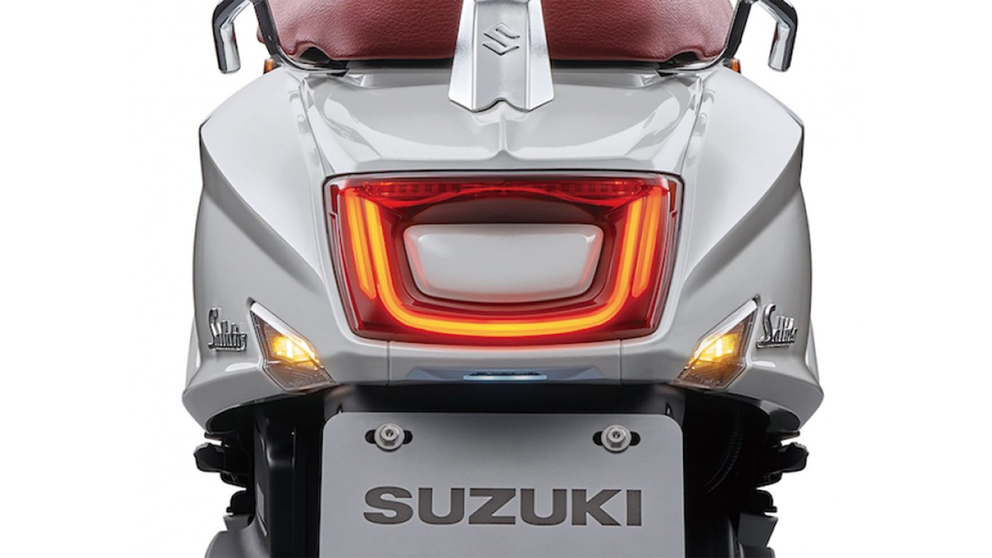 automotivedesign industrialdesign MotorcycleDesign scooterdesign Suzuki SUZUKISALUTO