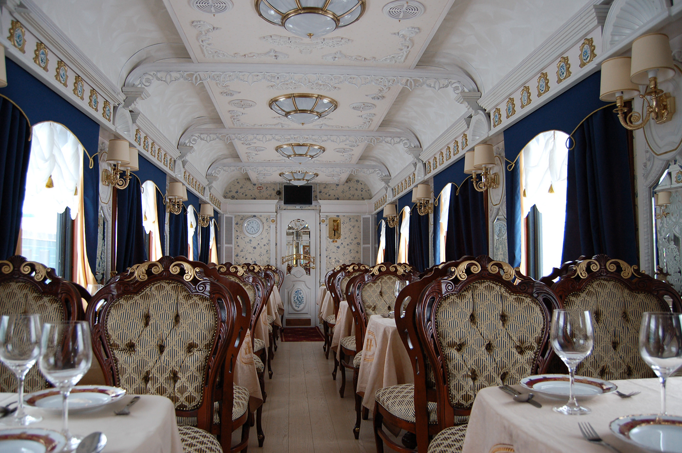 design Interior luxery railway sta design Superior ukrain deesign Vip wood сclassic