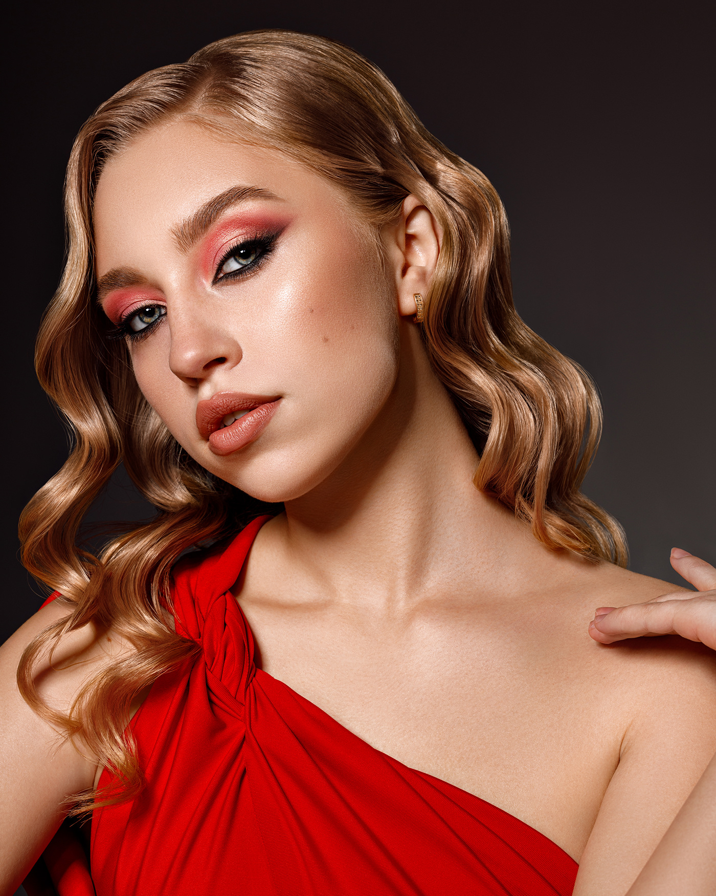 beauty beauty photography cosmetics eyeshadow Fashion  makeup retouch retoucher retouching  visage