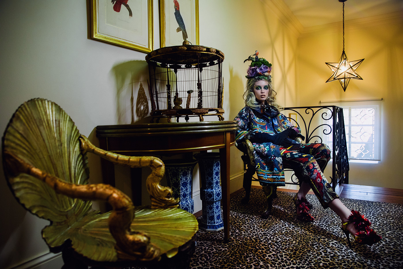 Libertine sparkl portrait Photography  rich mansion dramatic avantgard Glitter models