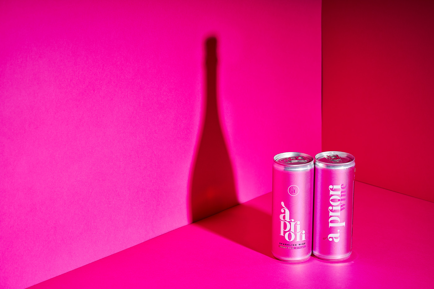 apriori canned wine color hiddenhallow Moldova Photography  Product Photography sparkling wine vivid wine photography