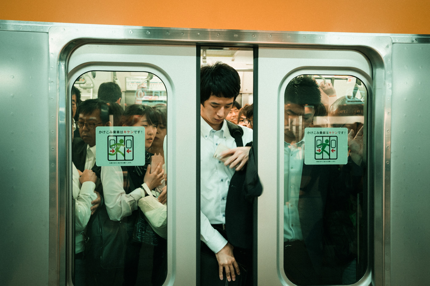 tokyo japan people street photography ordinary life subway japanese Travel asia culture