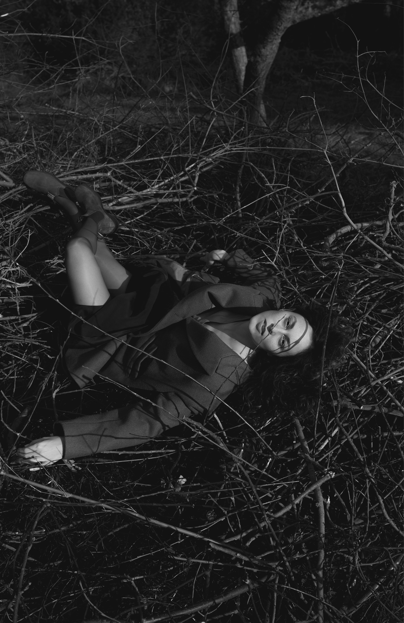 Beautiful blackandwihte dark foto Fotoshooting natur Outdoor photo portrait woman