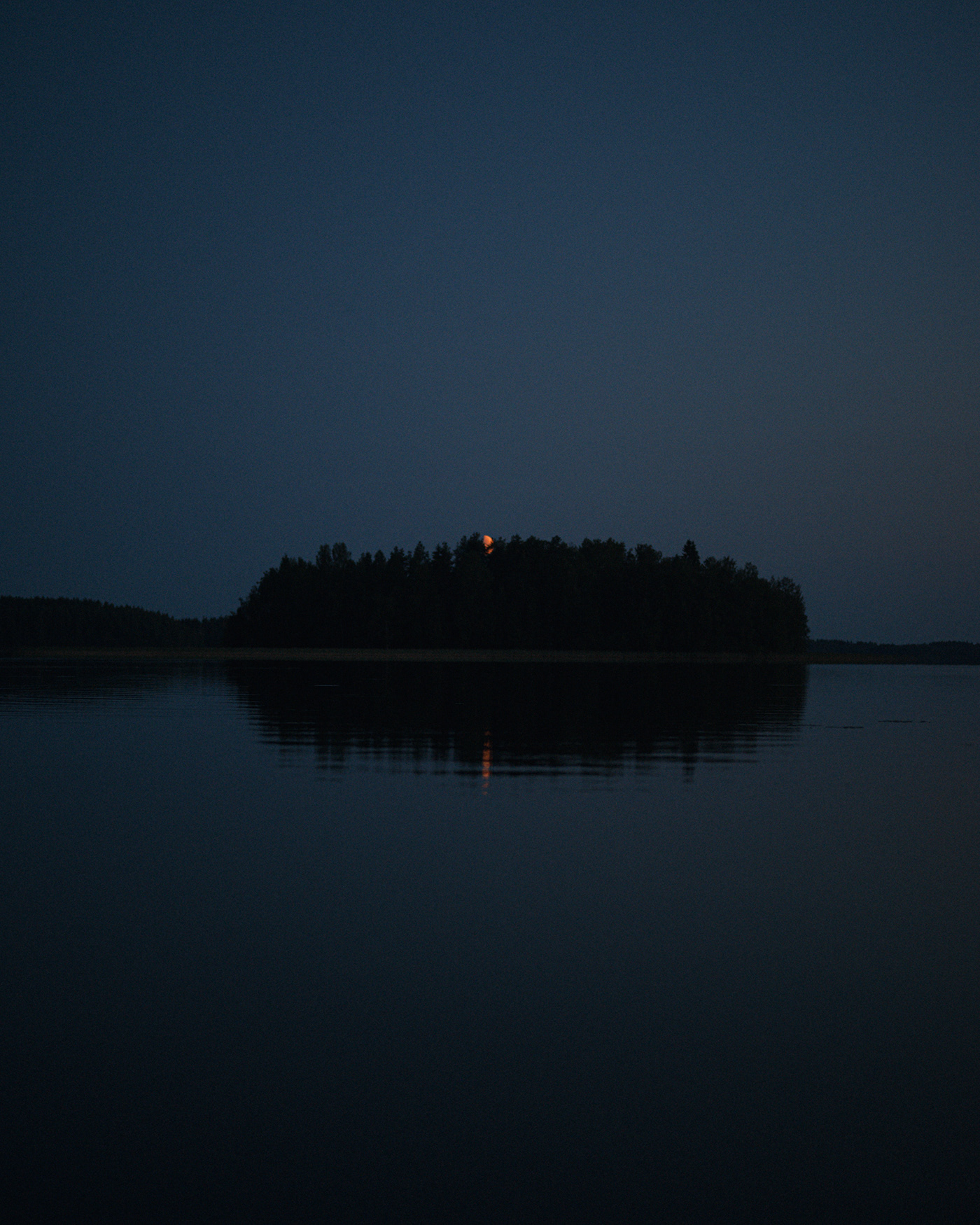 Documentary  Evening finland lake mökki mood night Photography  suomi wildlife