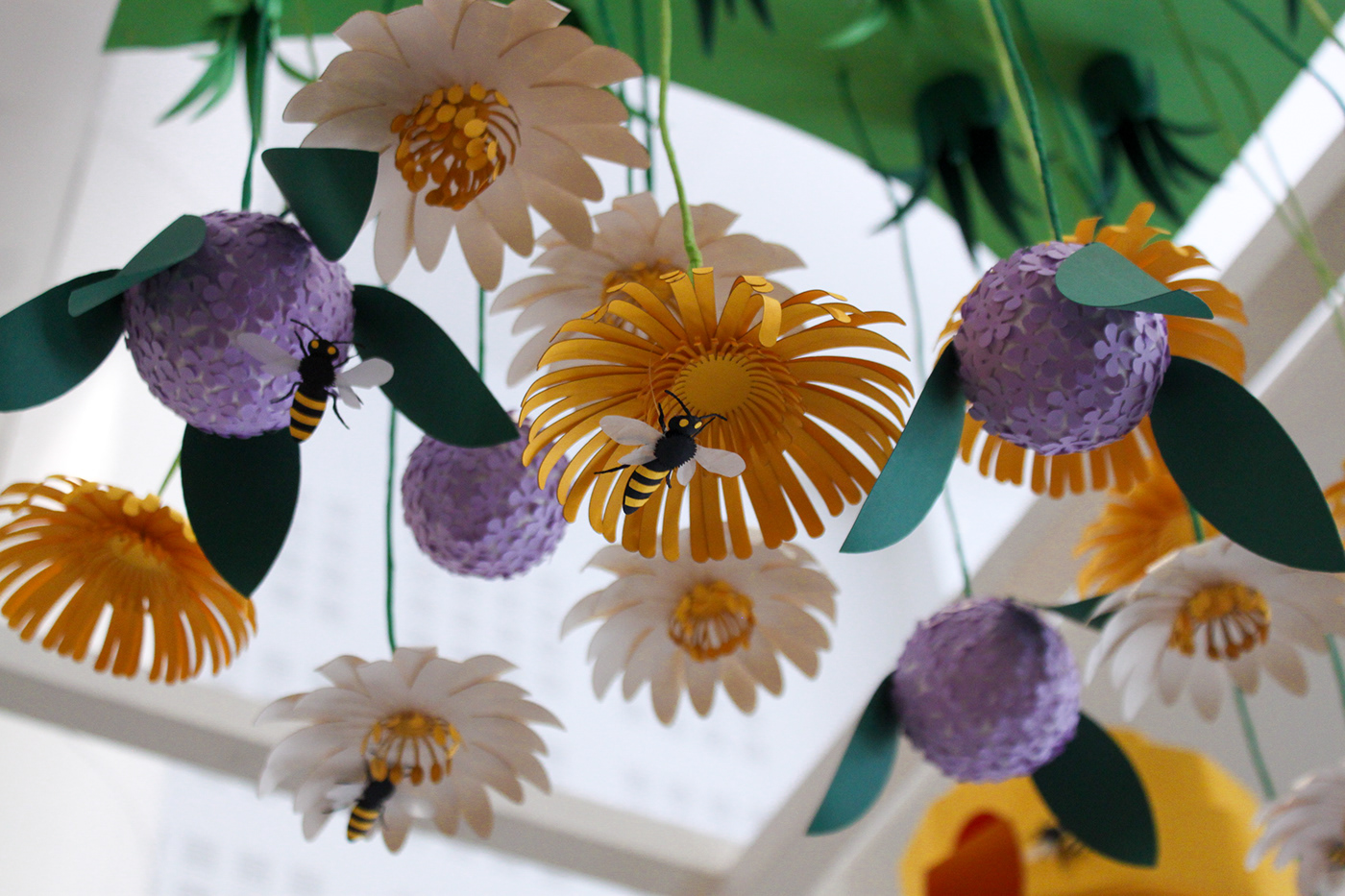 Exhibition  paper art papercraft papercut paperdesign flower paper bee hive Suspension Paper Food