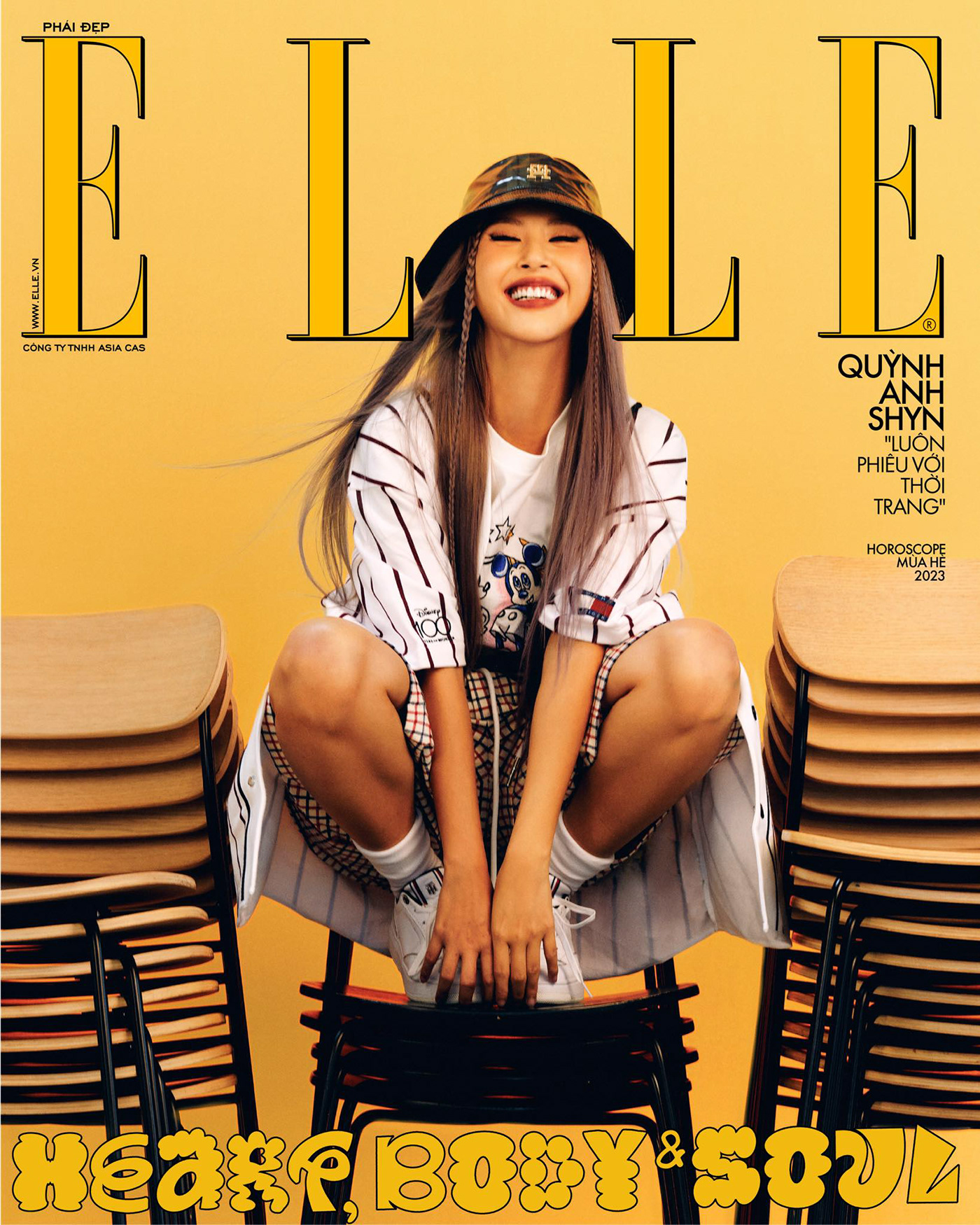 Magazine Cover Elle makeup editorial