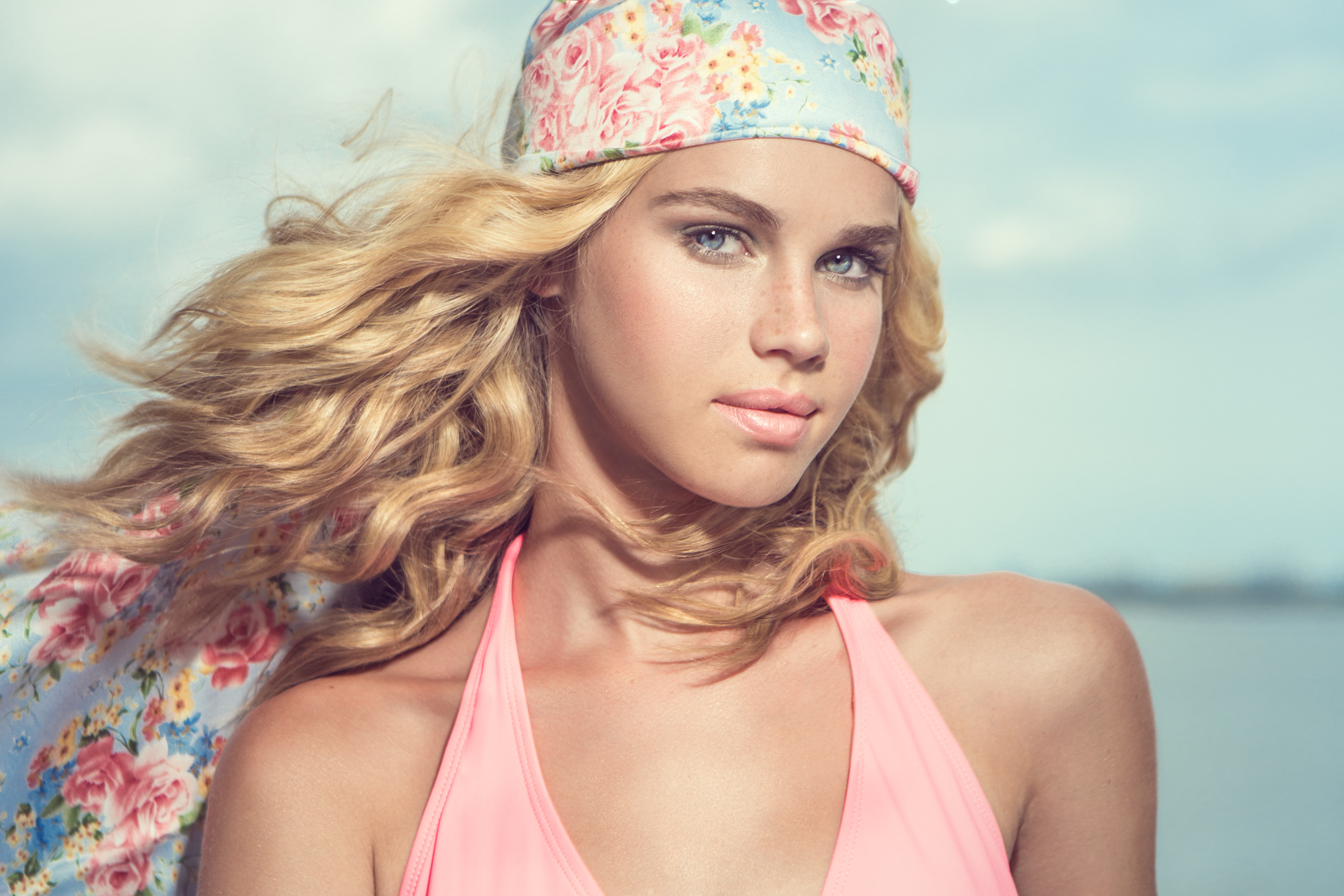 beauty summer swimsuit Susimakeup Andres Henao 