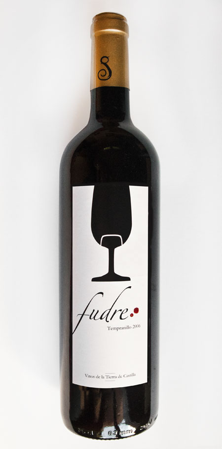 Label  wine label  fudre  valdepeñas  Spain  españa  rail  copa