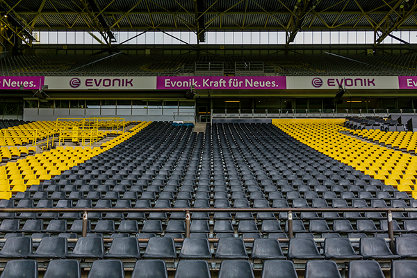 stadion westfalenstadion bvb Dortmund germany nrw Signal Iduna stadium yellow black Arena clean seats green Rasen