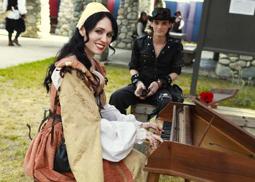 medieval history Renaissance women costume vest renfair socal event outdoor event oublic event festival historical era