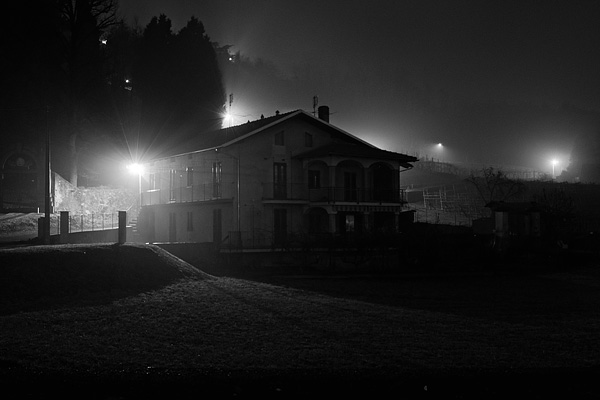 reportage country Italy misterious mistery viverone dark town