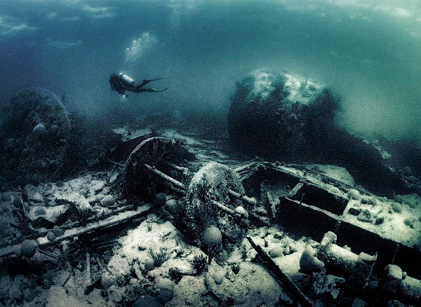 Bermuda underwater wrecks scuba