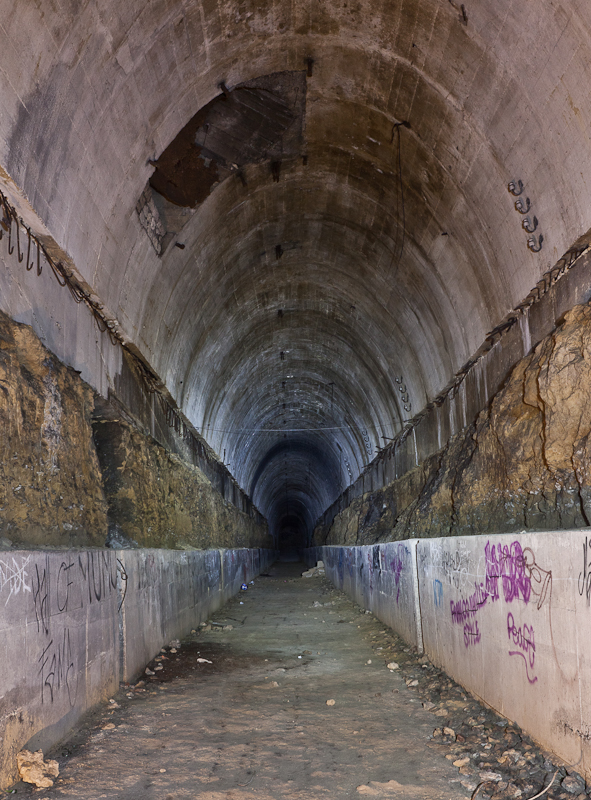 Urban Hitler WWII foantje lost forgotten decay hidden bunker urbex UE exploring