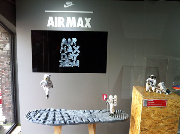 airmaxlunar90 airmax Nike spaceboots Dunkeys spacewalk moon lunar spacelunarboots