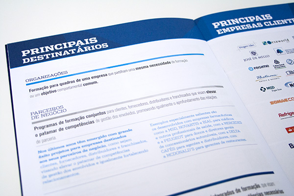 Intra Executivos executive Católica Lisbon brochure empresa companies school