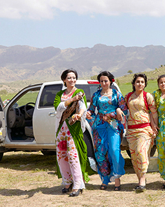 iraq oil field abroad Kurdistan woman kurdish nothern Wires