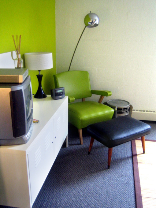 green dorm vintage modern