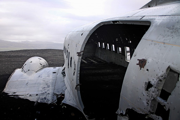 iceland Dyrhólaey dc-3 crash Crash-Site plane Us navy wreck