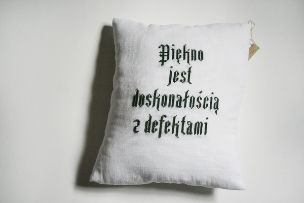 typo Embroidery font