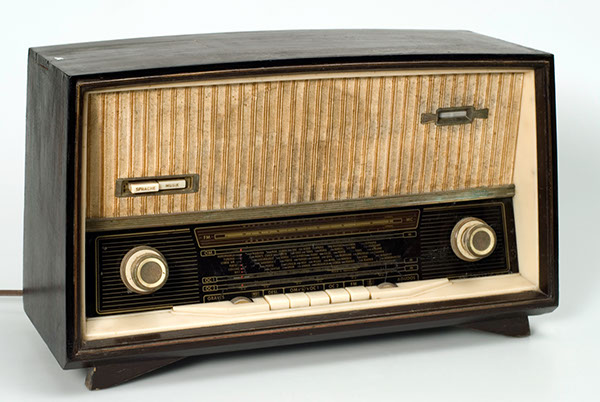 old radio new on Behance