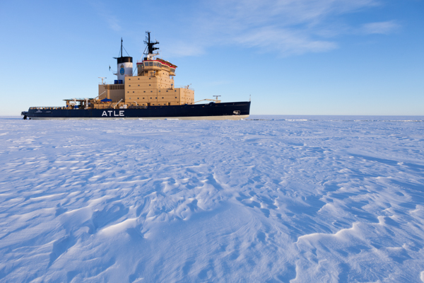 Icebreaker Gulf of Bothnia ice winter assignment