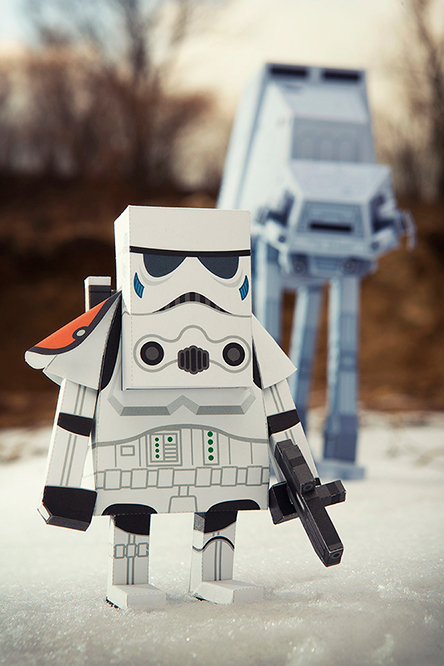 star wars momot paper toy stormtrooper paper art toy product darthvader