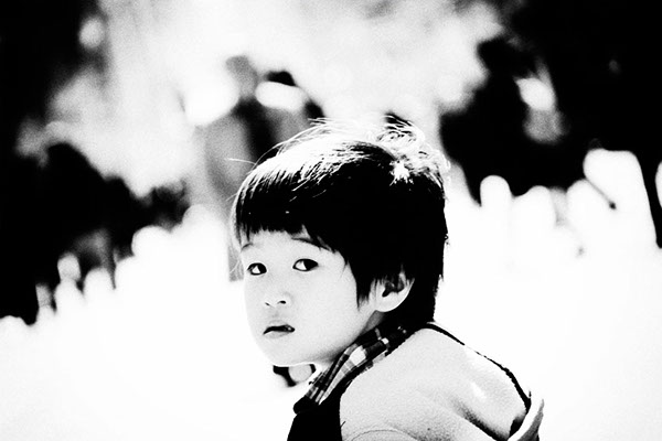 children child girl boy photo photographer contemporary pretty Beautiful monotone eye eyes pure