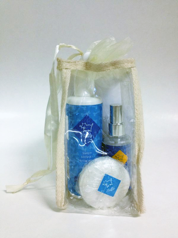 fluffy dog Pet Cosmetic kit shampoo perfume soap logo