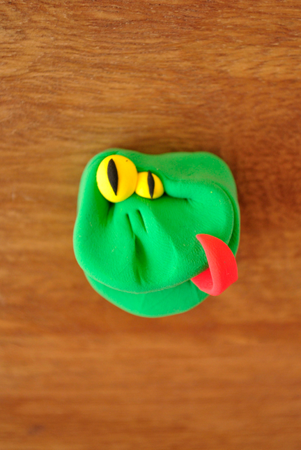 clay  sculpture toys Clay Art characters sunny side up Sunnysideup Somak Somak Chaudhary Plasticine plastic fridge magnets magnet magnets