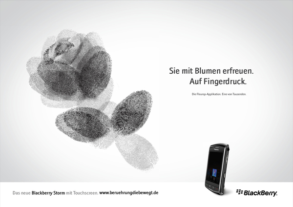 European school of Frankfurt Leo burnett germany blackberry storm touch screen werbung integrated campaign berührung bewegt augmented reality fingerprint moves