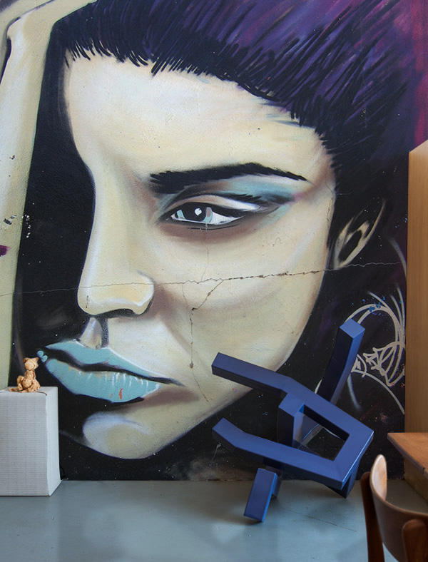 art woman banksy Basquiat grafitti Wall Mural Interior design salvador dali play with sight hiperrealistic rebelious