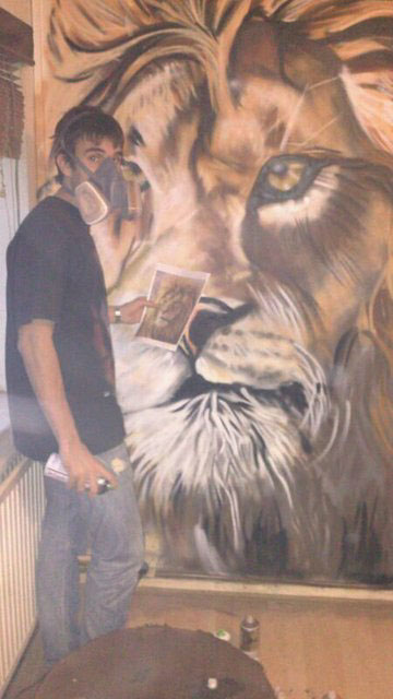 graffiti lion London