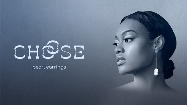 Pearl earrings brand design