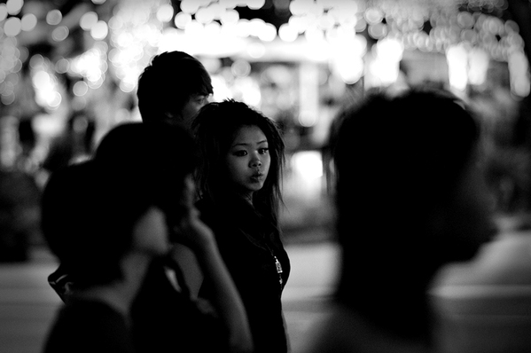 candid face in the crowd street photography orchard road singapore
