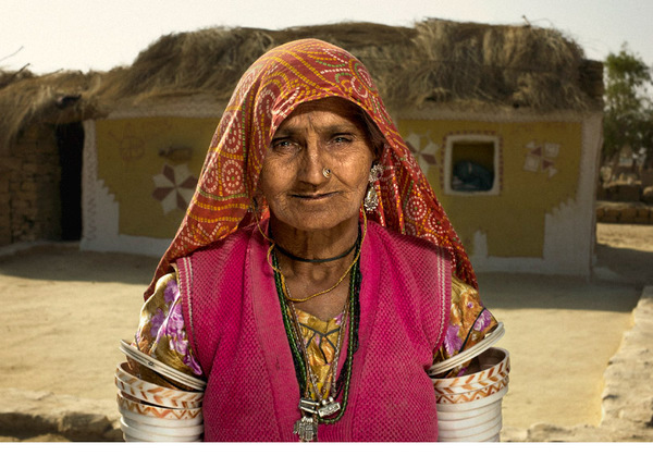 portraits desert India remote Leica children village