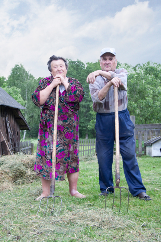 borderland belarus ehu kalety village people portrait emotions social photo-project faces lithuania poland old woman